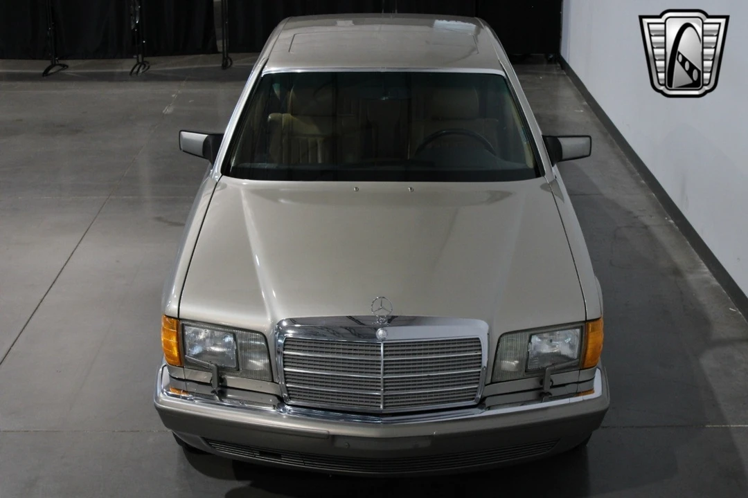 1988 Mercedes-Benz 500E & E500 - Image 8 of 21