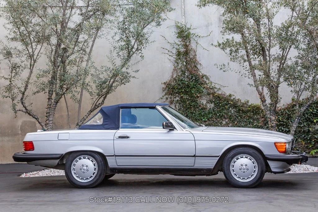 1988 Mercedes-Benz 500E & E500 - Image 10 of 12