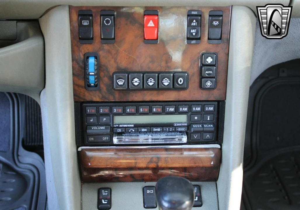 1988 Mercedes-Benz 500E & E500 - Image 20 of 21