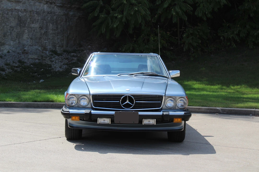 1988 Mercedes-Benz R107 SL-Class - Image 2 of 31