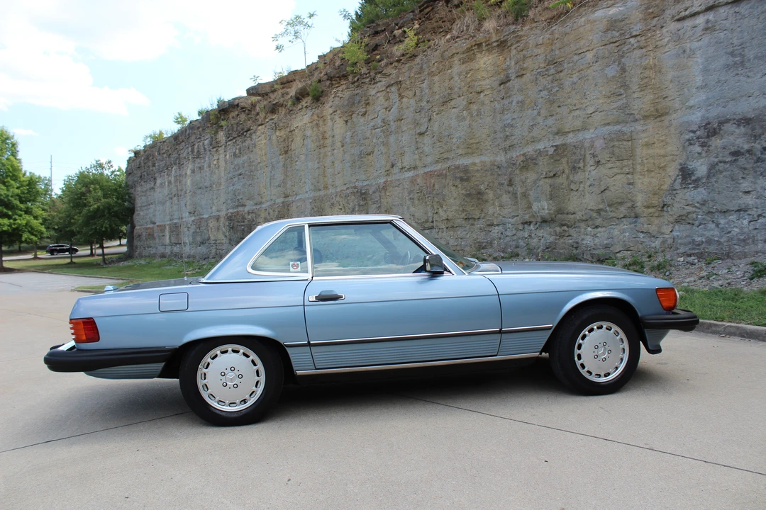 1988 Mercedes-Benz R107 SL-Class - Image 9 of 31