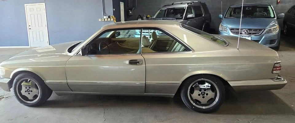 1988 Mercedes-Benz W126 S-Class Sedan - Image 4 of 20