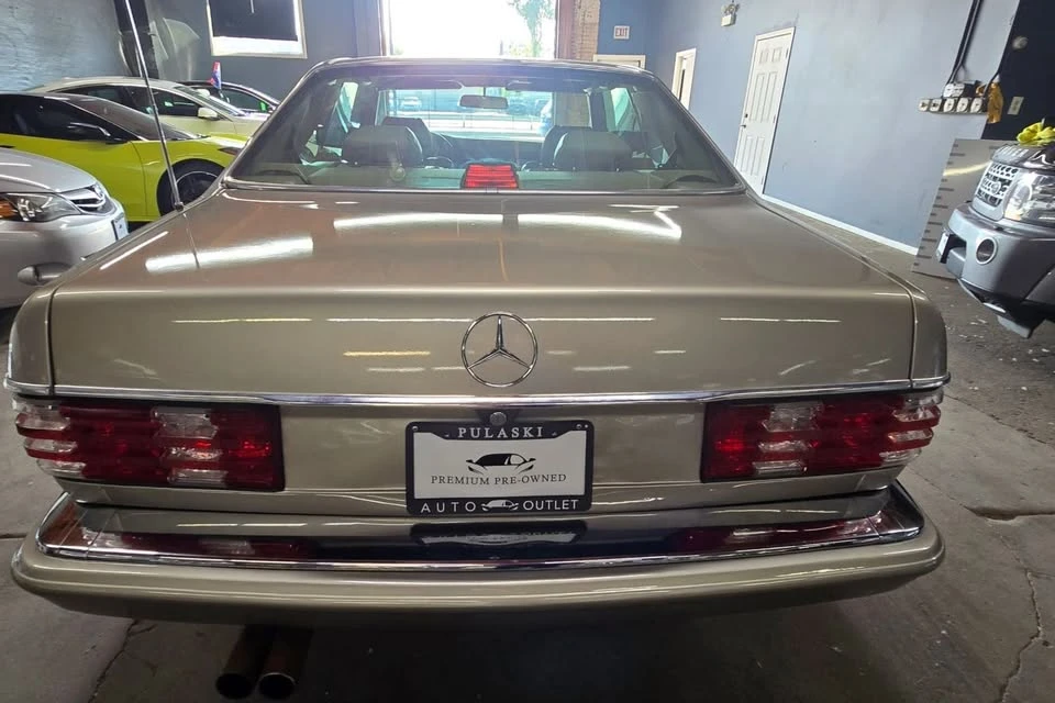 1988 Mercedes-Benz W126 S-Class Sedan - Image 6 of 20