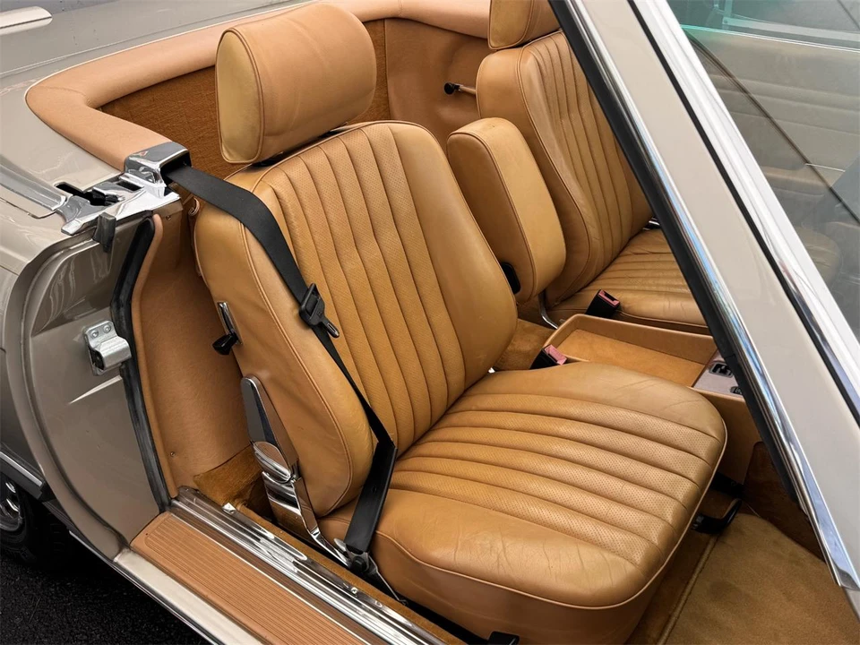 1988 Mercedes-Benz W126 S-Class Sedan - Image 28 of 31