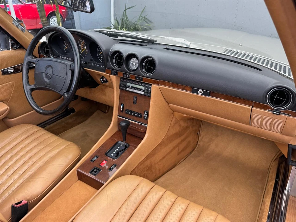 1988 Mercedes-Benz W126 S-Class Sedan - Image 31 of 31