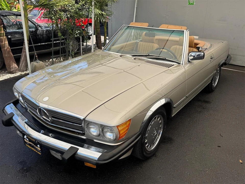 1988 Mercedes-Benz W126 S-Class Sedan - Image 13 of 31