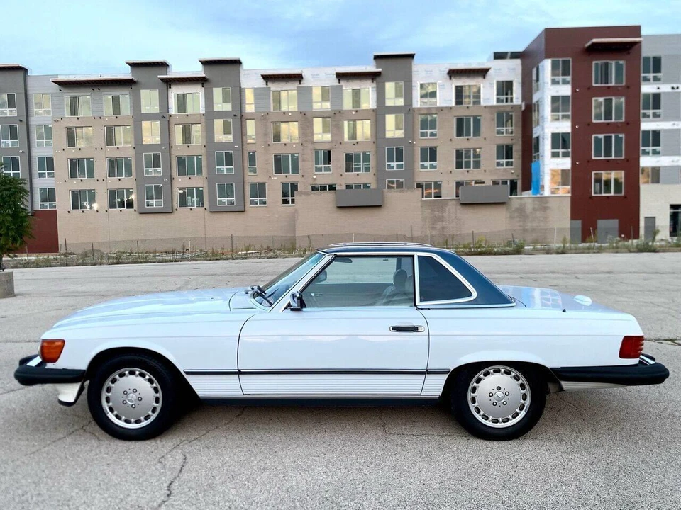 1988 Mercedes-Benz W126 S-Class Sedan - Image 11 of 31