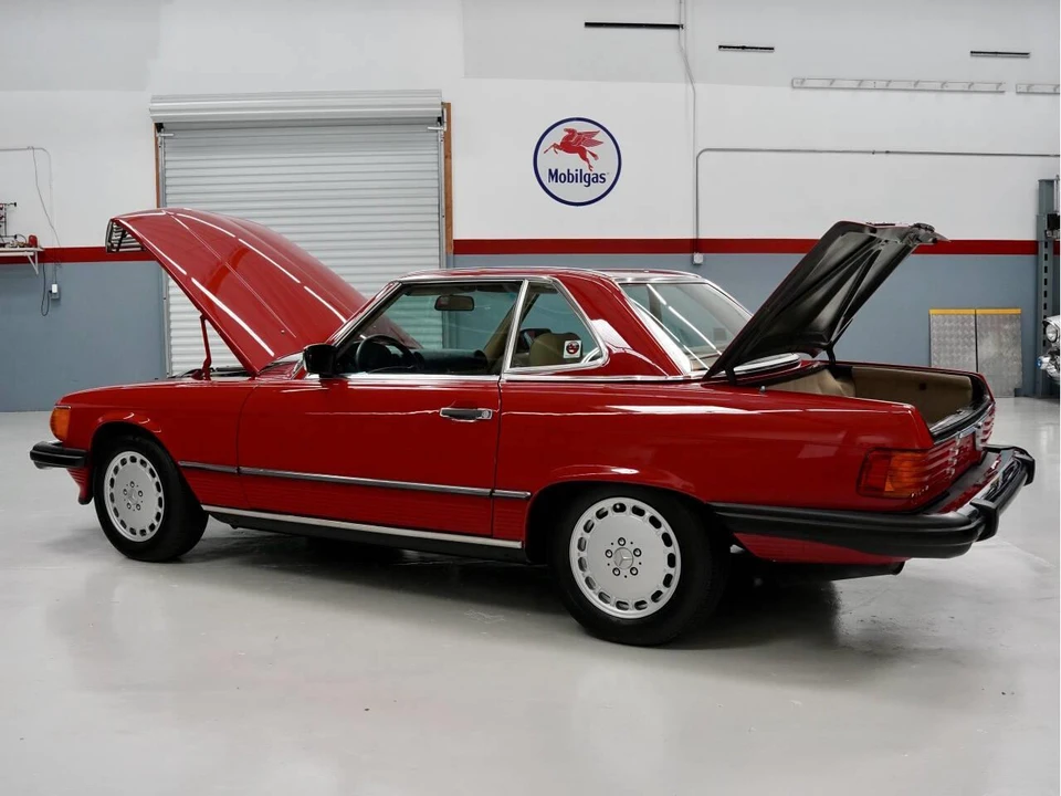 1988 Mercedes-Benz W126 S-Class Sedan - Image 10 of 31