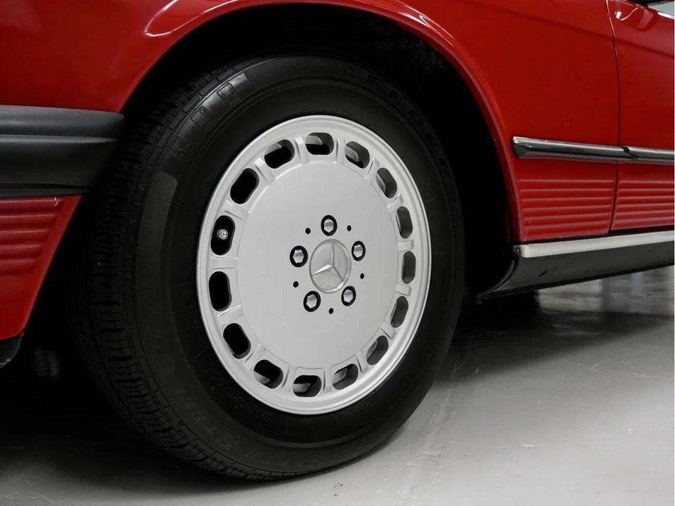 1988 Mercedes-Benz W126 S-Class Sedan - Image 22 of 31