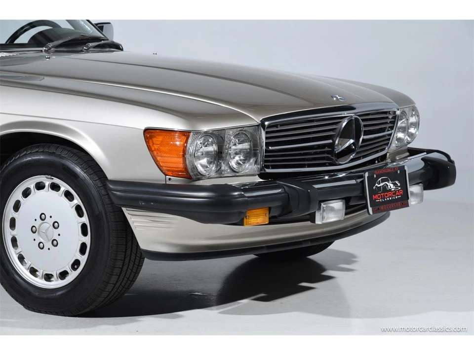 1988 Mercedes-Benz W126 S-Class Sedan - Image 19 of 31