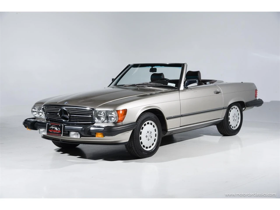 1988 Mercedes-Benz W126 S-Class Sedan - Image 5 of 31