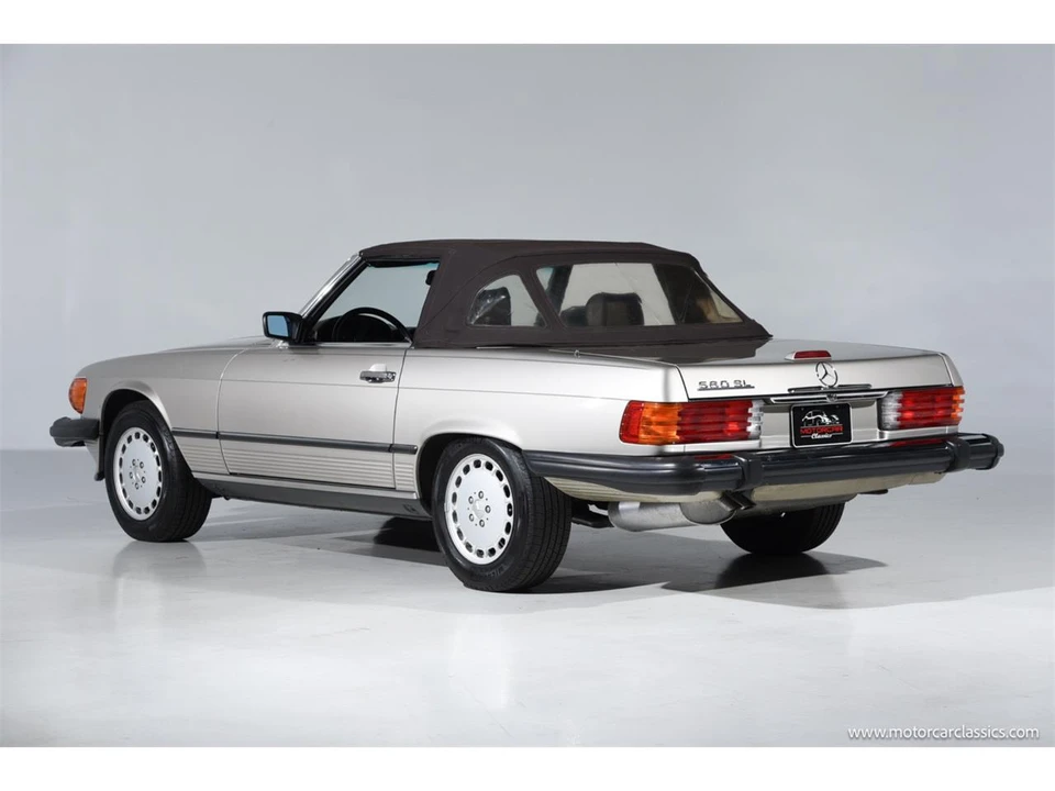 1988 Mercedes-Benz W126 S-Class Sedan - Image 7 of 31
