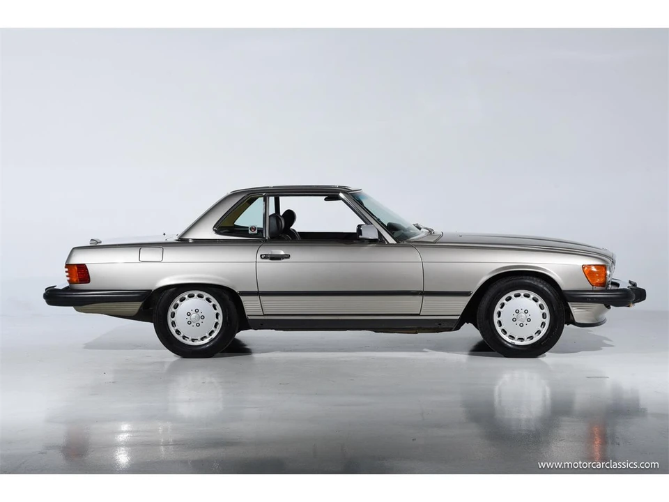 1988 Mercedes-Benz W126 S-Class Sedan - Image 14 of 31
