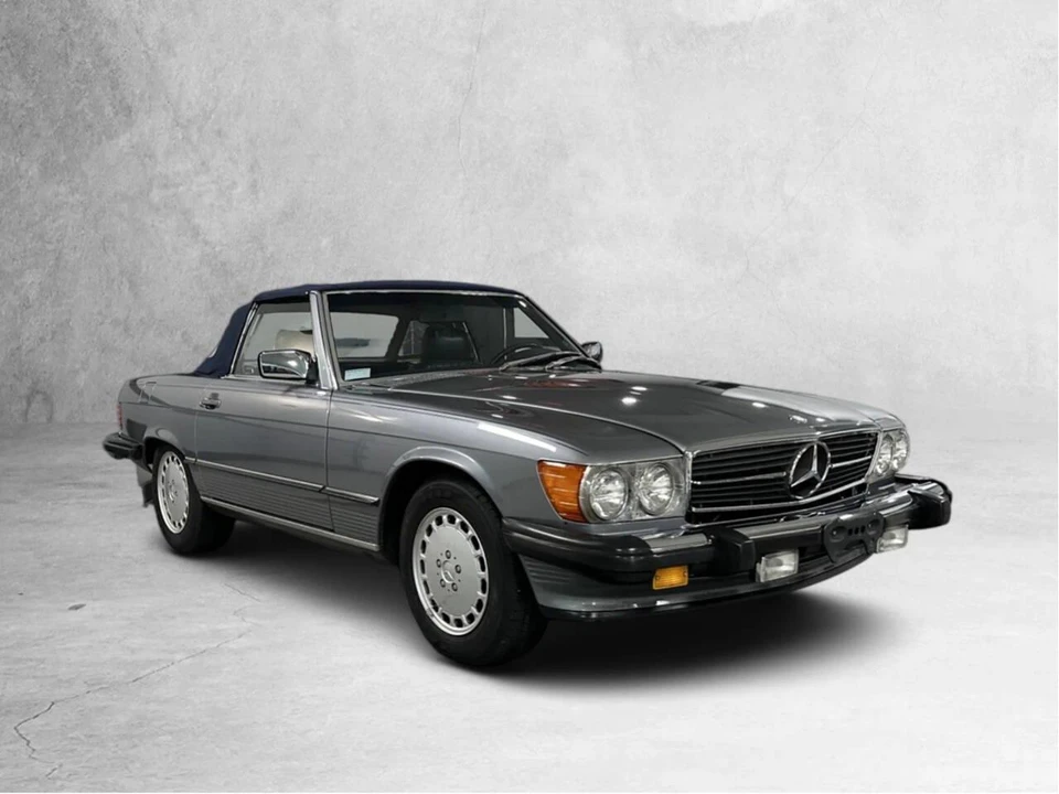 1988 Mercedes-Benz W126 S-Class Sedan - Image 2 of 31