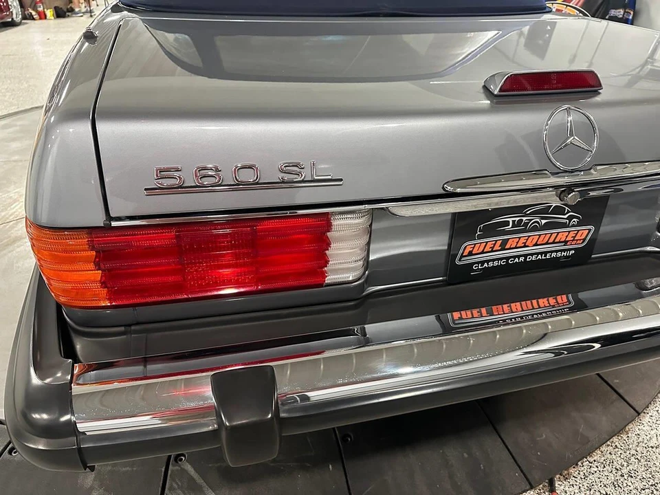 1988 Mercedes-Benz W126 S-Class Sedan - Image 23 of 31