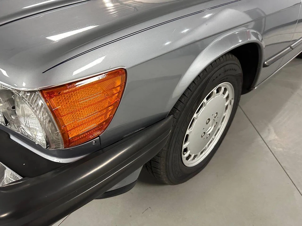 1988 Mercedes-Benz W126 S-Class Sedan - Image 15 of 31