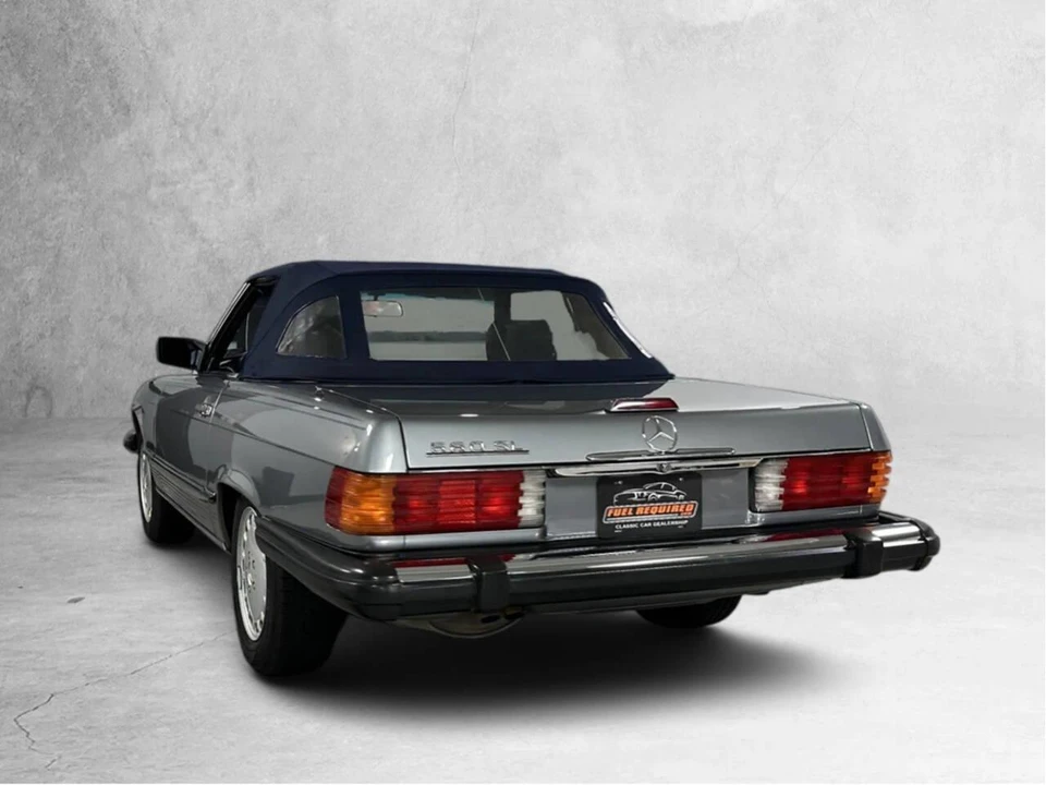 1988 Mercedes-Benz W126 S-Class Sedan - Image 8 of 31