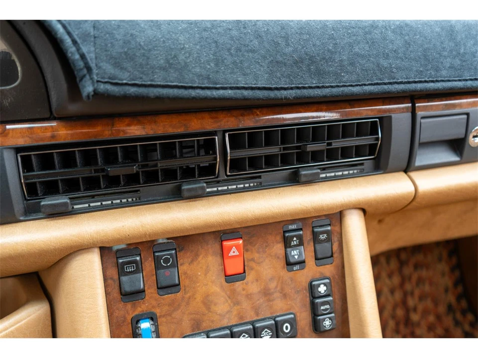 1988 Mercedes-Benz W126 S-Class Sedan - Image 19 of 28