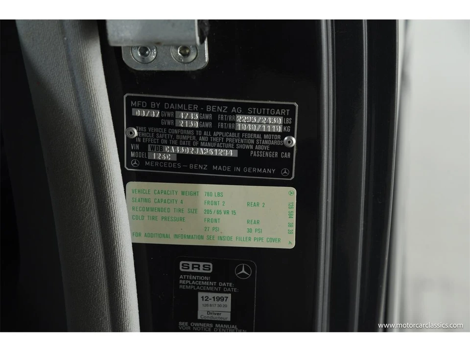 1988 Mercedes-Benz W126 S-Class Sedan - Image 30 of 31