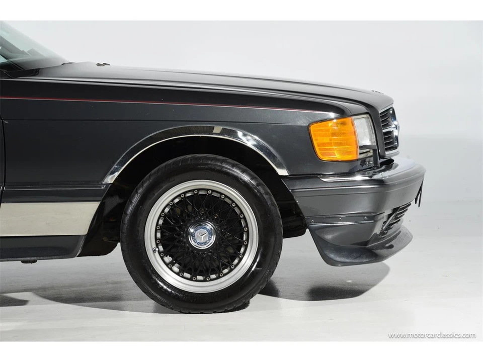 1988 Mercedes-Benz W126 S-Class Sedan - Image 18 of 31