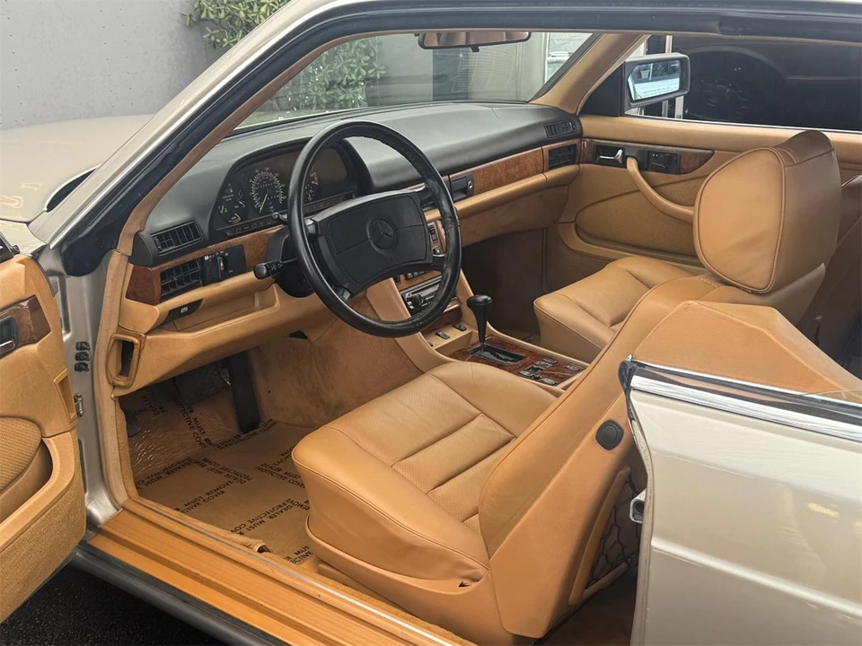 1988 Mercedes-Benz W126 S-Class Sedan - Image 27 of 31