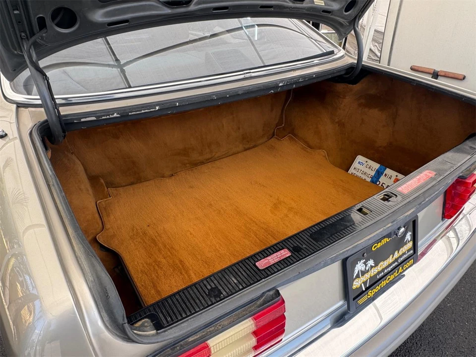 1988 Mercedes-Benz W126 S-Class Sedan - Image 21 of 31