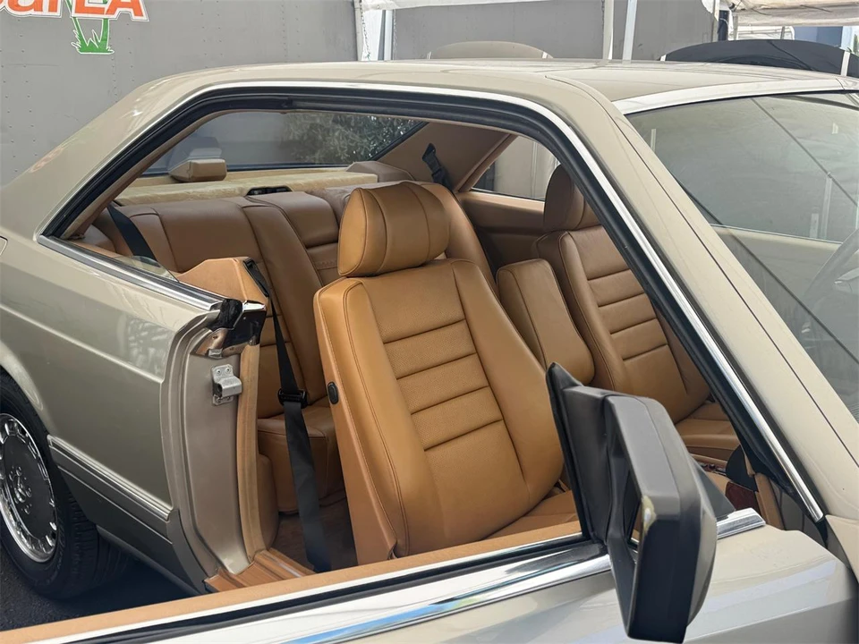 1988 Mercedes-Benz W126 S-Class Sedan - Image 15 of 31
