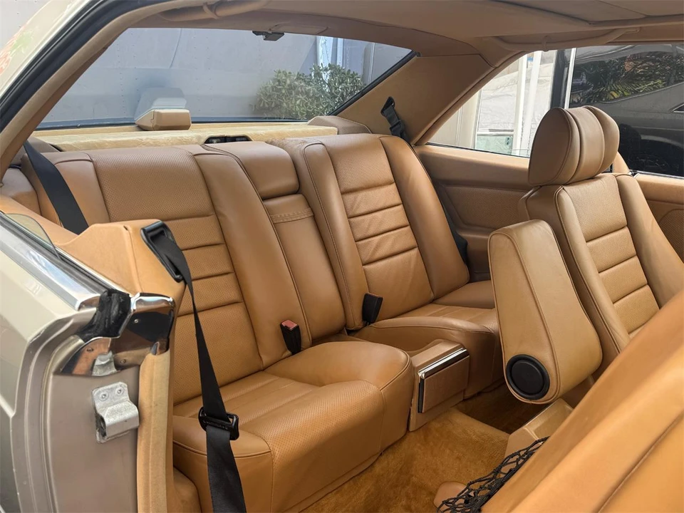 1988 Mercedes-Benz W126 S-Class Sedan - Image 18 of 31