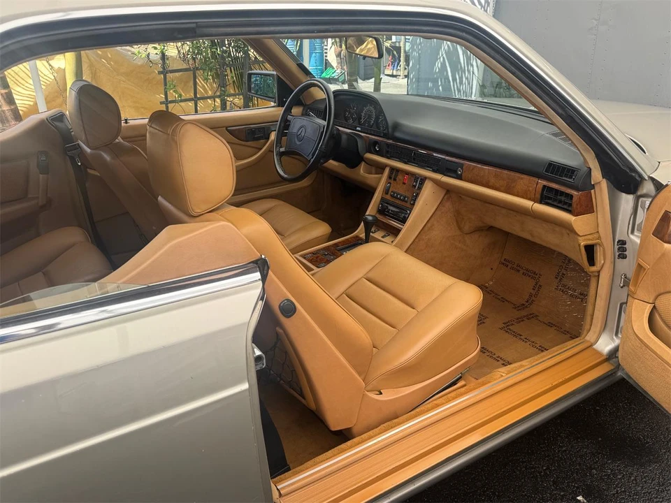 1988 Mercedes-Benz W126 S-Class Sedan - Image 26 of 31