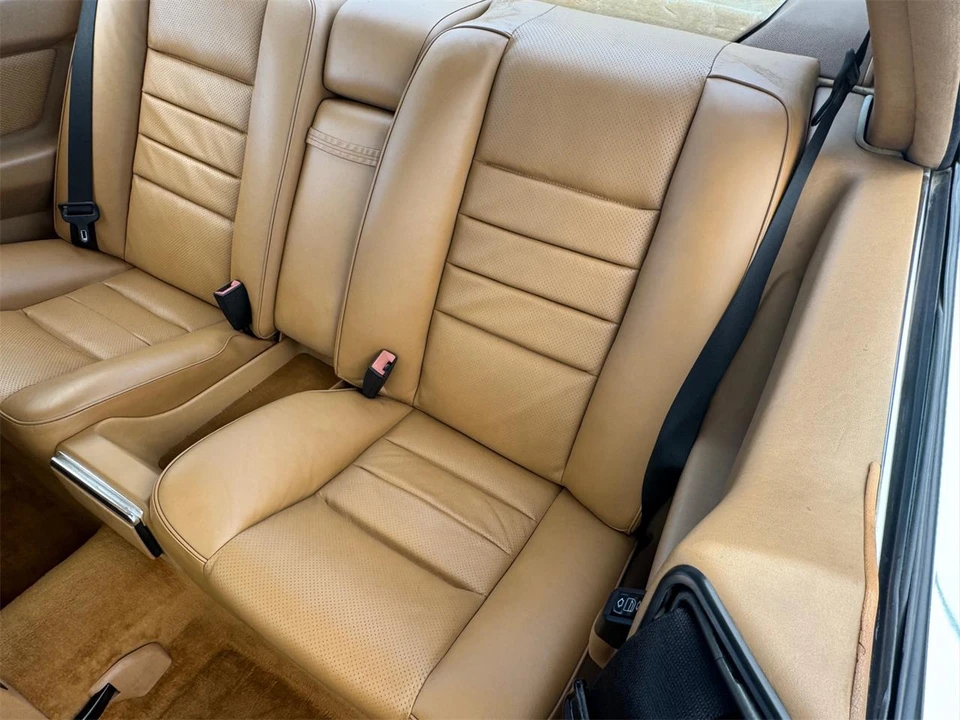 1988 Mercedes-Benz W126 S-Class Sedan - Image 29 of 31