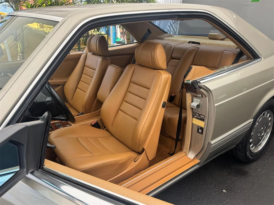 1988 Mercedes-Benz W126 S-Class Sedan - Image 16 of 31