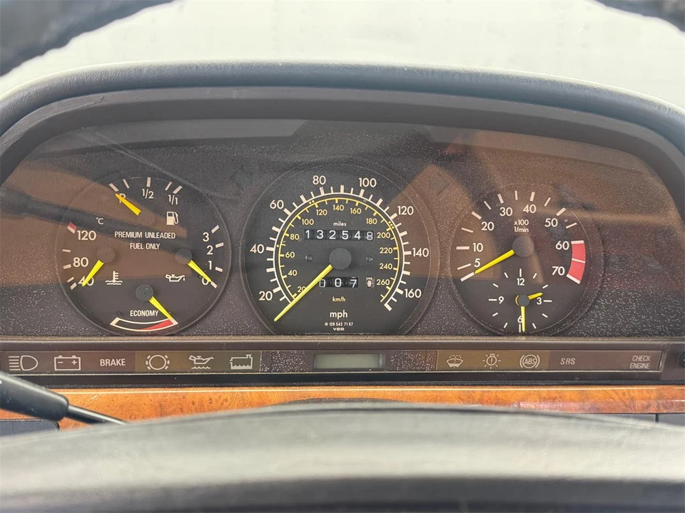 1988 Mercedes-Benz W126 S-Class Sedan - Image 23 of 31