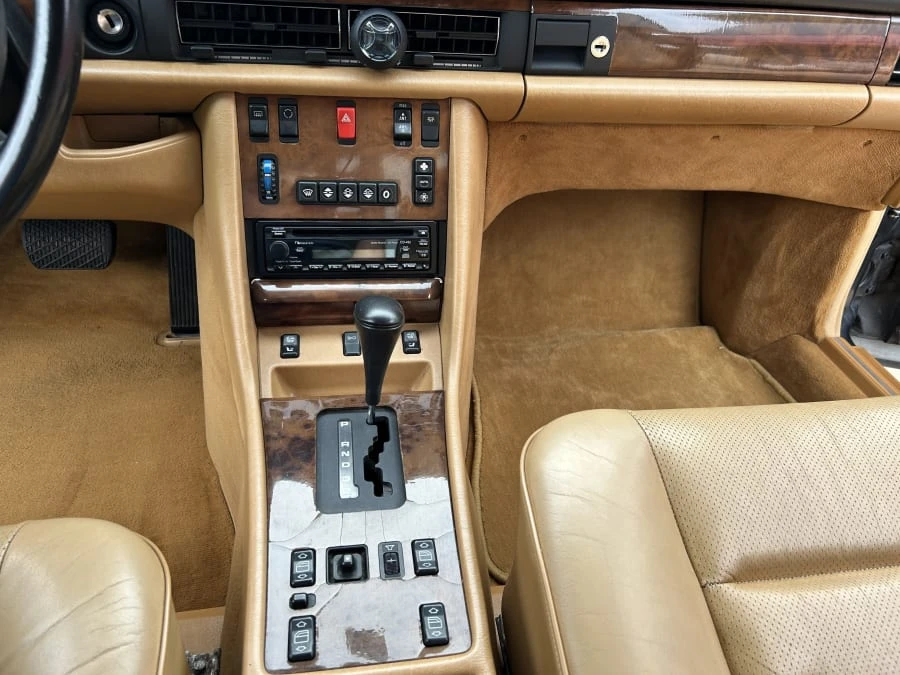 1988 Mercedes-Benz C126 S-Class Coupe - Image 17 of 31