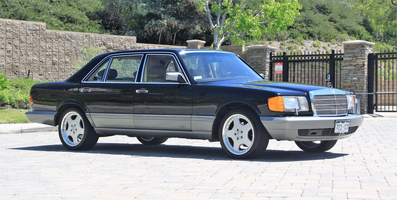 1988 Mercedes-Benz W126 S-Class Sedan - Image 10 of 31