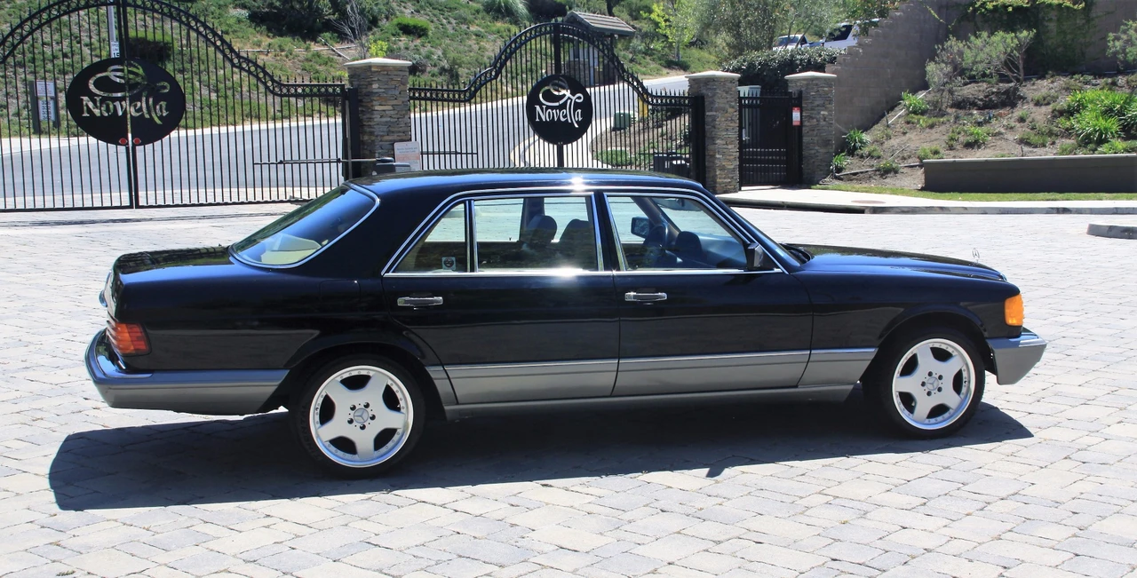 1988 Mercedes-Benz W126 S-Class Sedan - Image 13 of 31