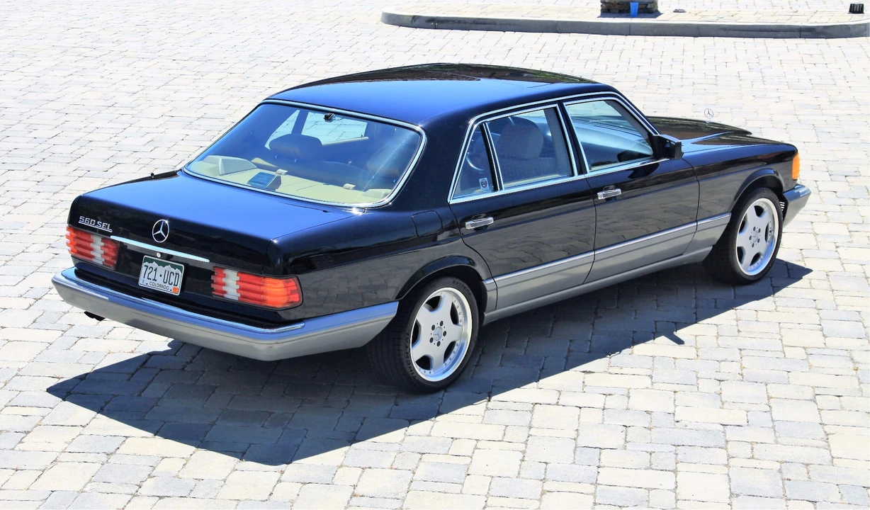 1988 Mercedes-Benz W126 S-Class Sedan - Image 12 of 31