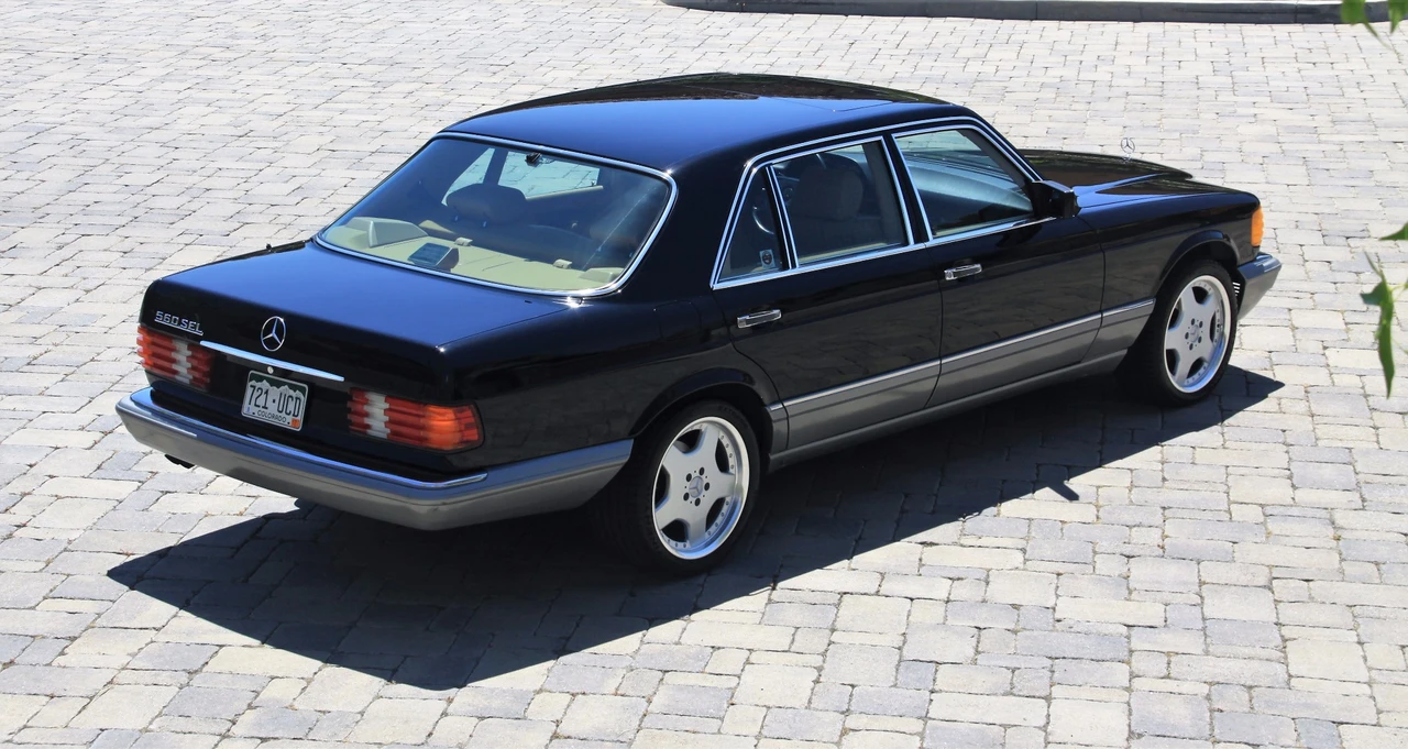 1988 Mercedes-Benz W126 S-Class Sedan - Image 8 of 31