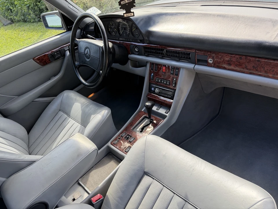 1988 Mercedes-Benz W126 S-Class Sedan - Image 20 of 21
