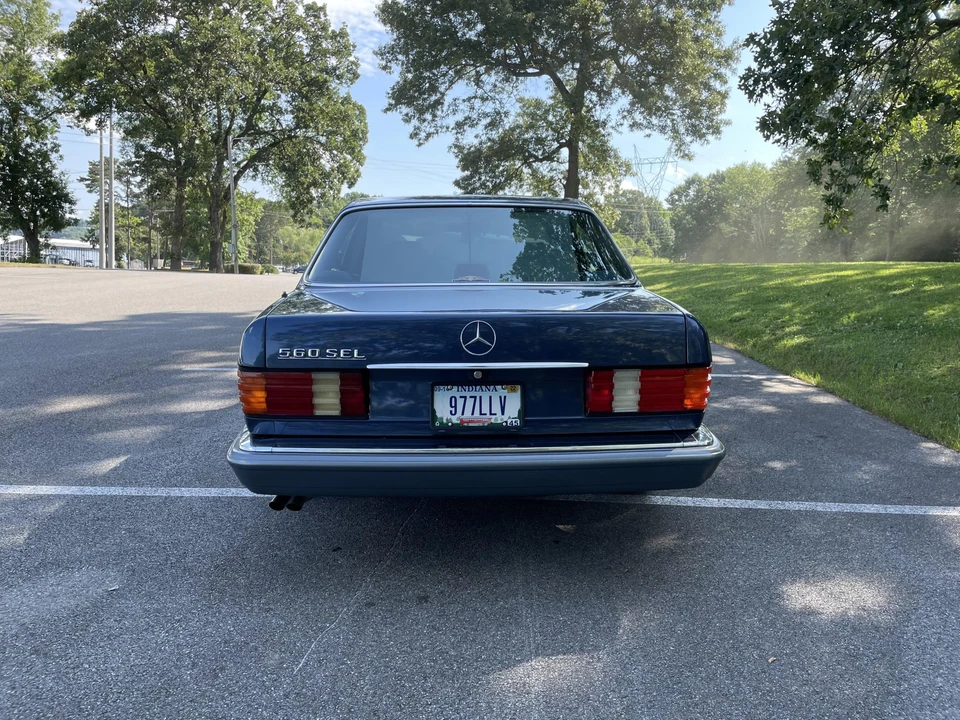 1988 Mercedes-Benz W126 S-Class Sedan - Image 8 of 31