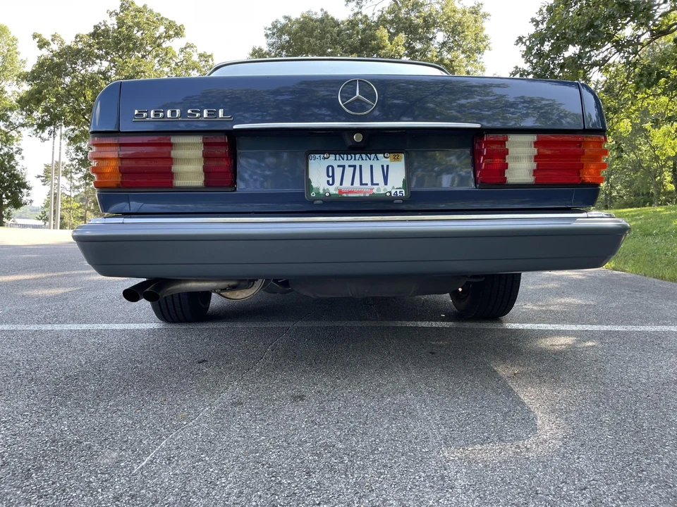 1988 Mercedes-Benz W126 S-Class Sedan - Image 9 of 31