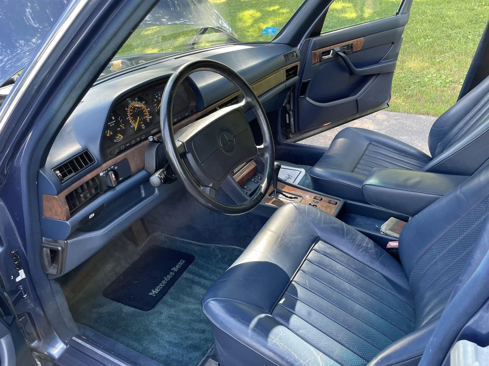 1988 Mercedes-Benz W126 S-Class Sedan - Image 23 of 31