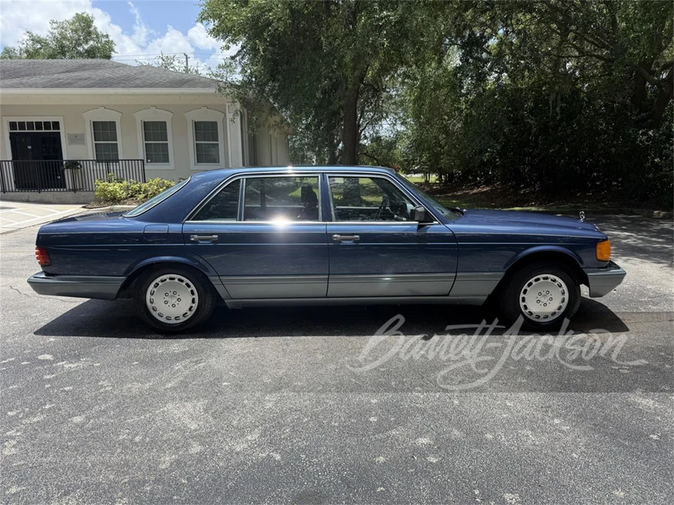 1988 Mercedes-Benz W126 S-Class Sedan - Image 2 of 5