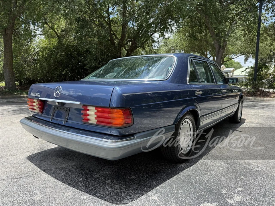 1988 Mercedes-Benz W126 S-Class Sedan - Image 3 of 5