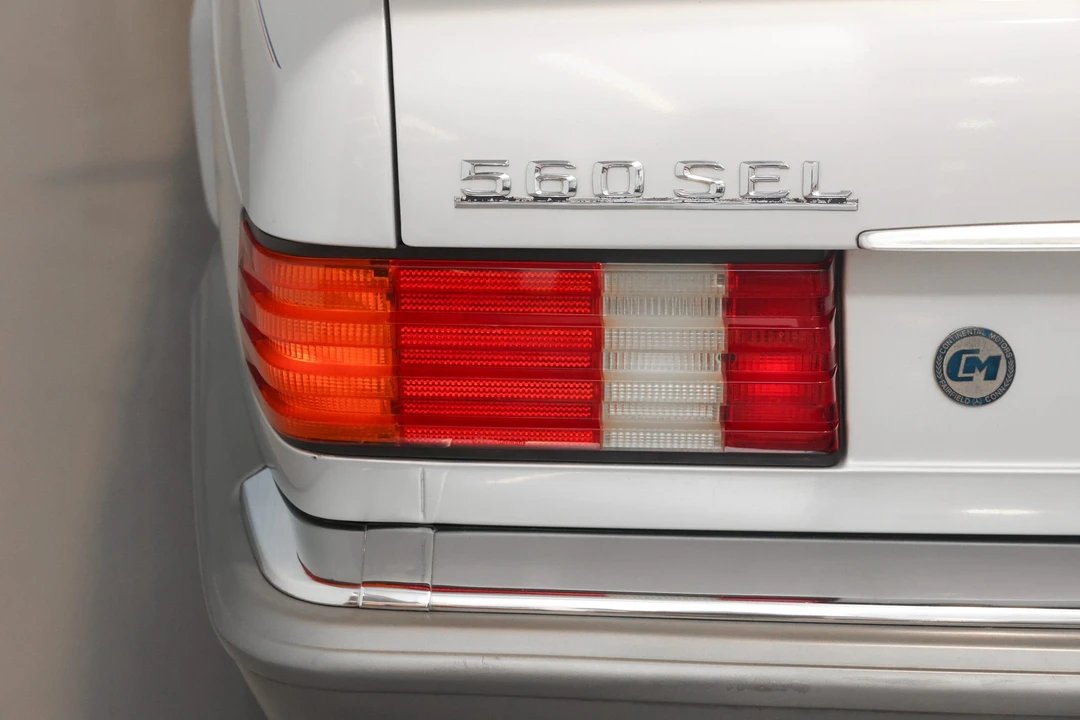 1988 Mercedes-Benz W126 S-Class Sedan - Image 15 of 31