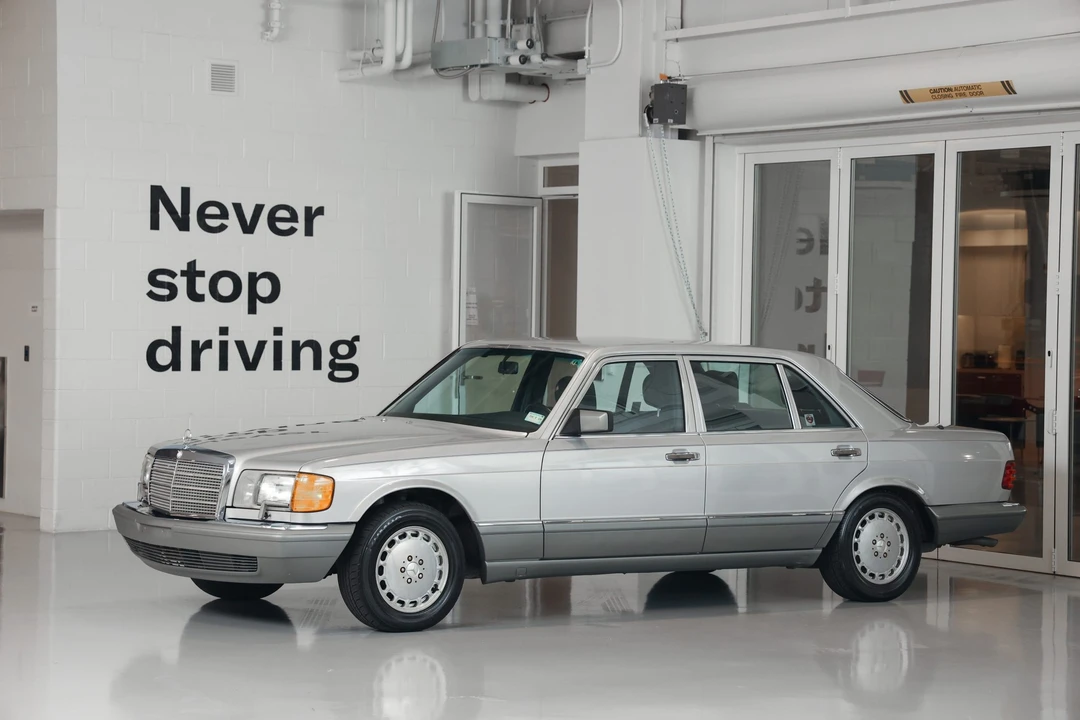 1988 Mercedes-Benz W126 S-Class Sedan - Image 3 of 31