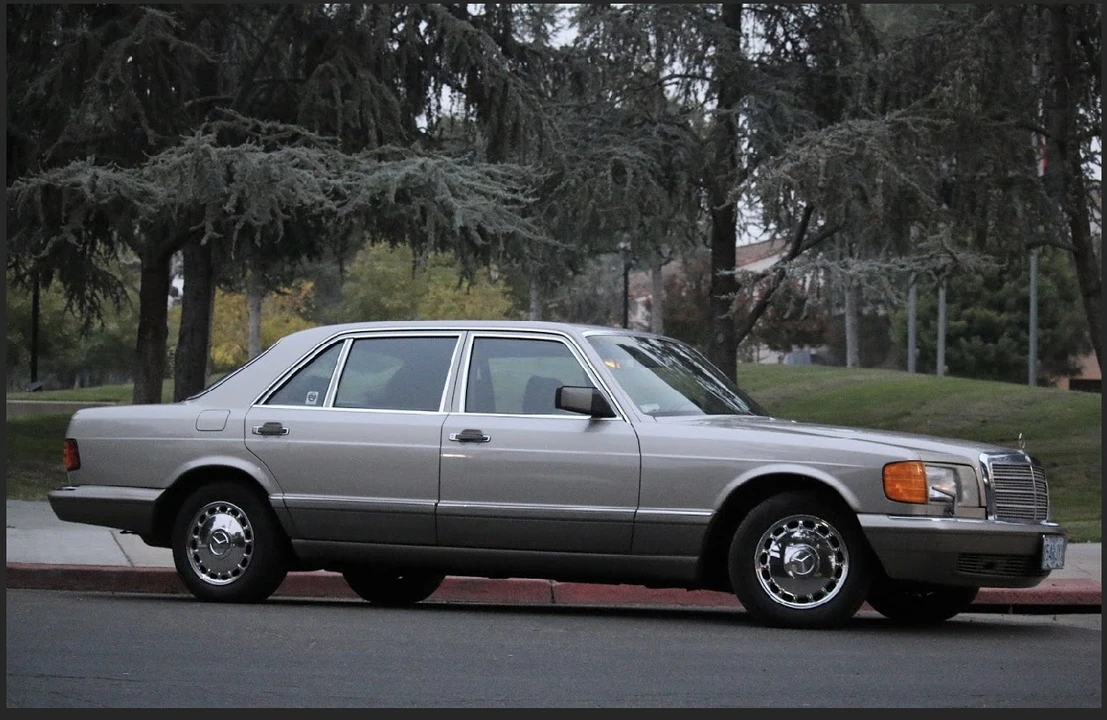 1988 Mercedes-Benz W126 S-Class Sedan - Image 19 of 31