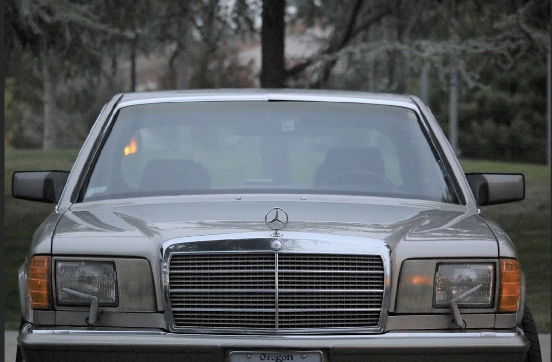 1988 Mercedes-Benz W126 S-Class Sedan - Image 29 of 31