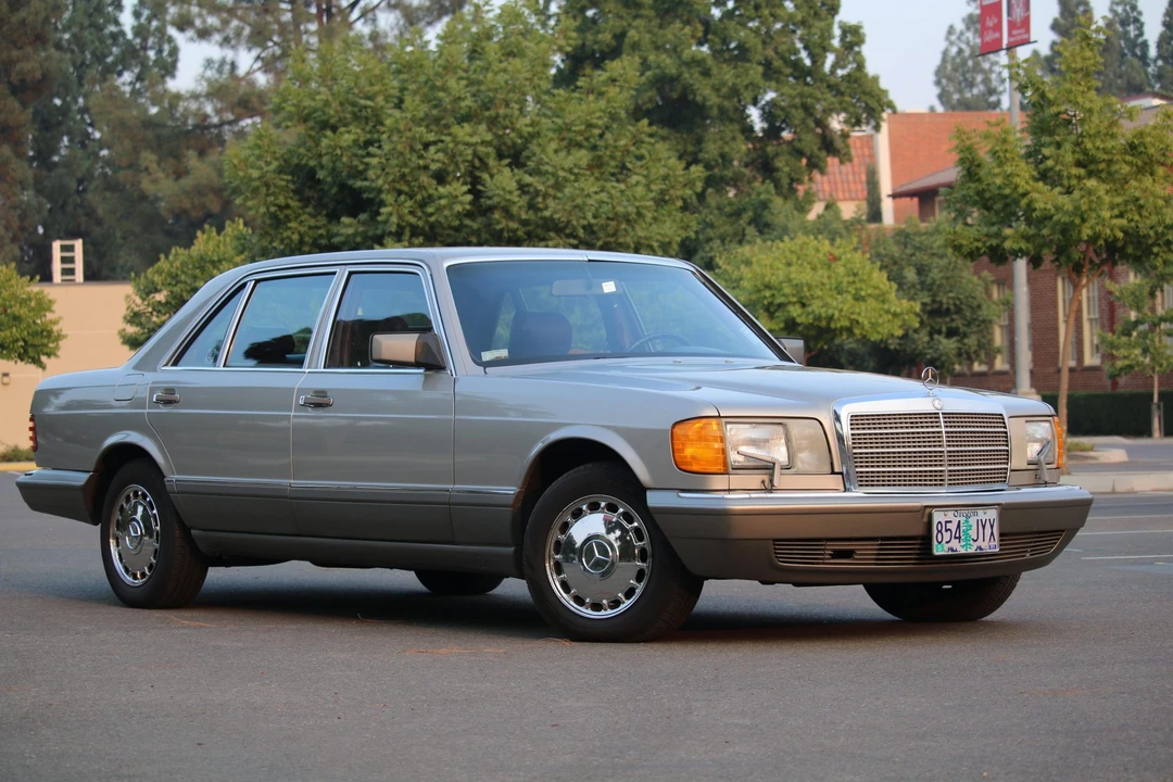 1988 Mercedes-Benz W126 S-Class Sedan - Image 21 of 31