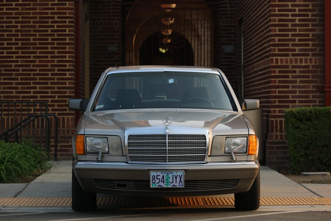 1988 Mercedes-Benz W126 S-Class Sedan - Image 27 of 31