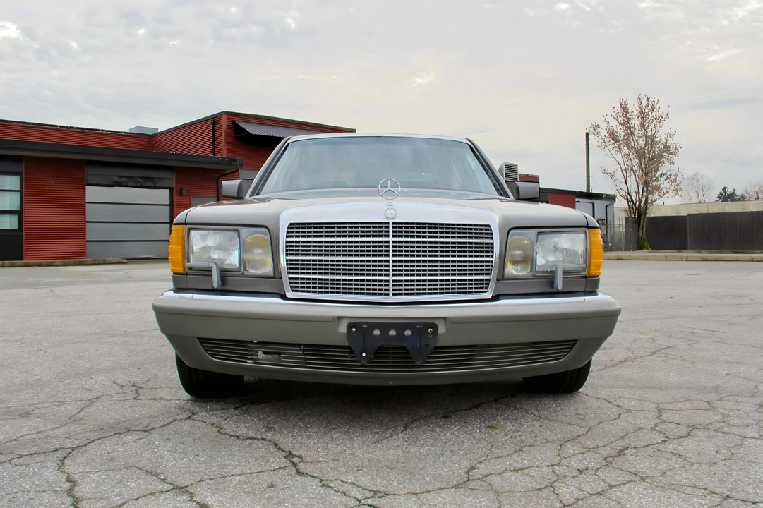 1988 Mercedes-Benz W126 S-Class Sedan - Image 15 of 31